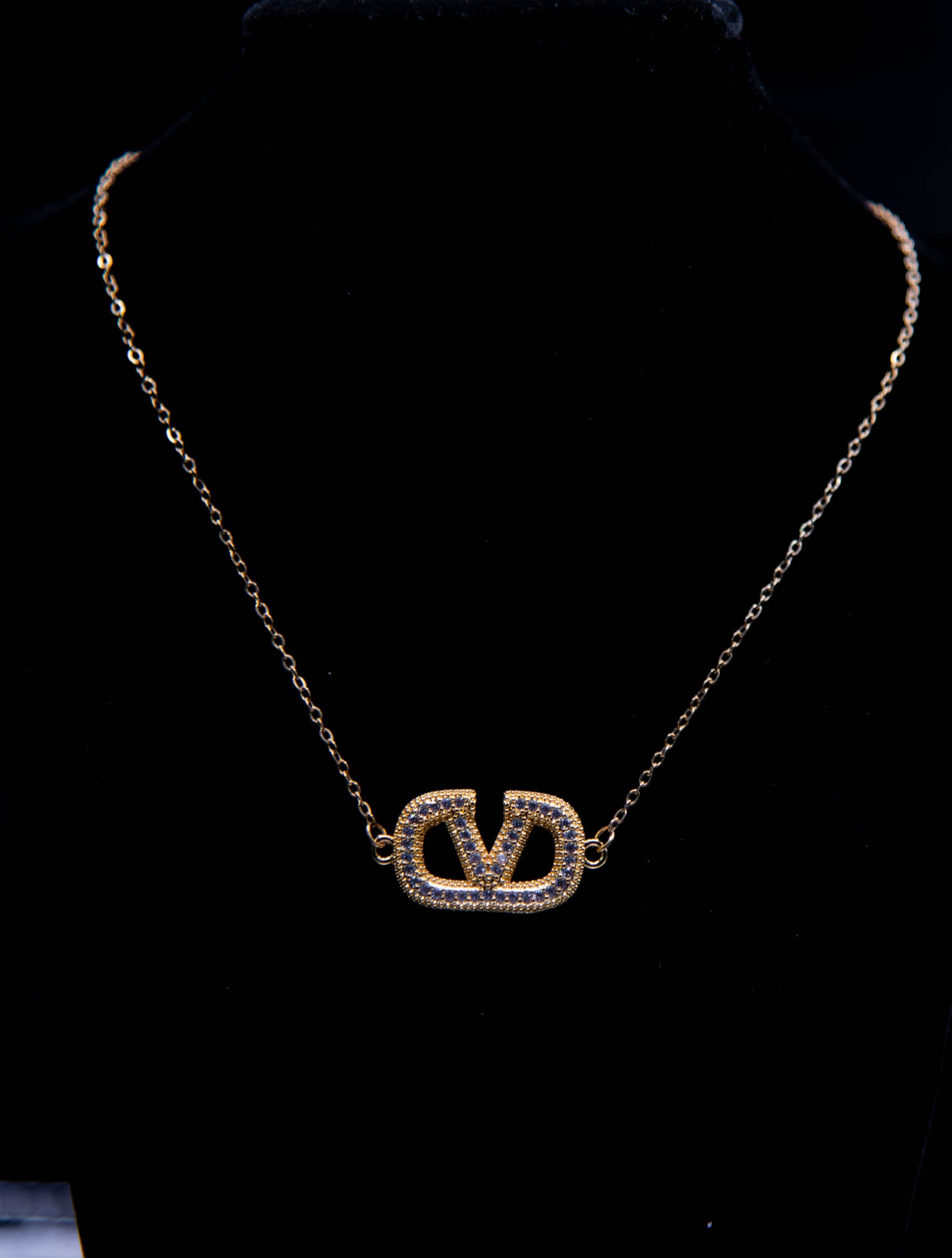 Zircon Stainless Steel Designer Jewelry Famous V Letter Necklace stainless steel jewellery by Elvarra